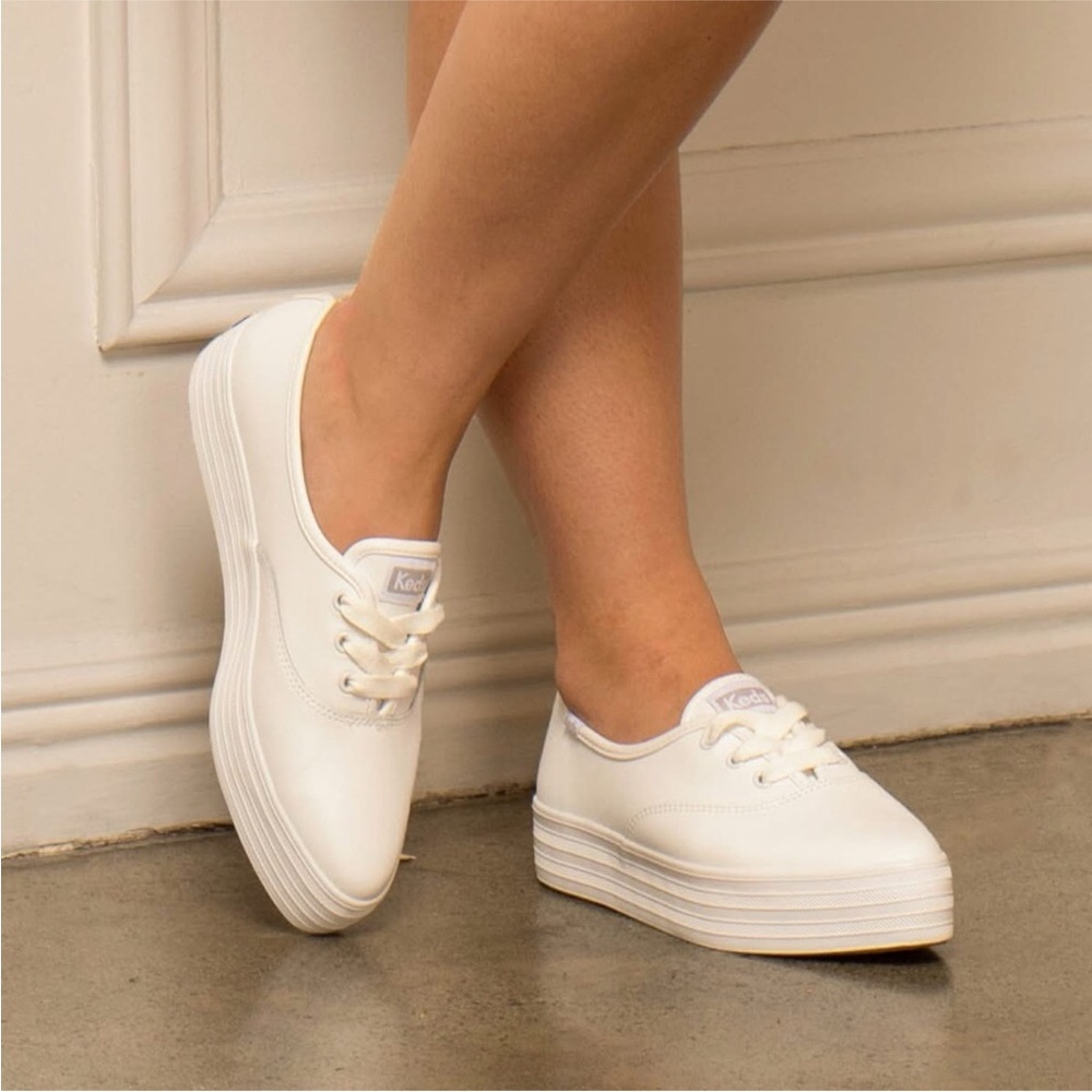 Keds Point Iridescent Platform Lace-Up Sneaker